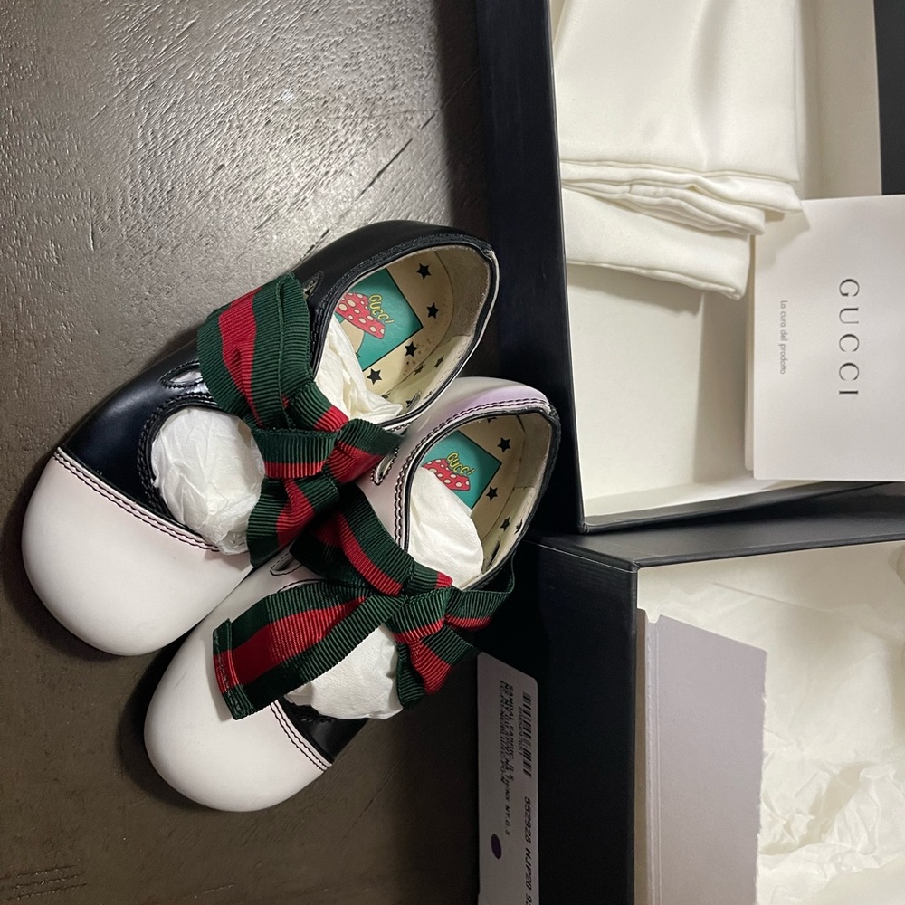Baby shoes